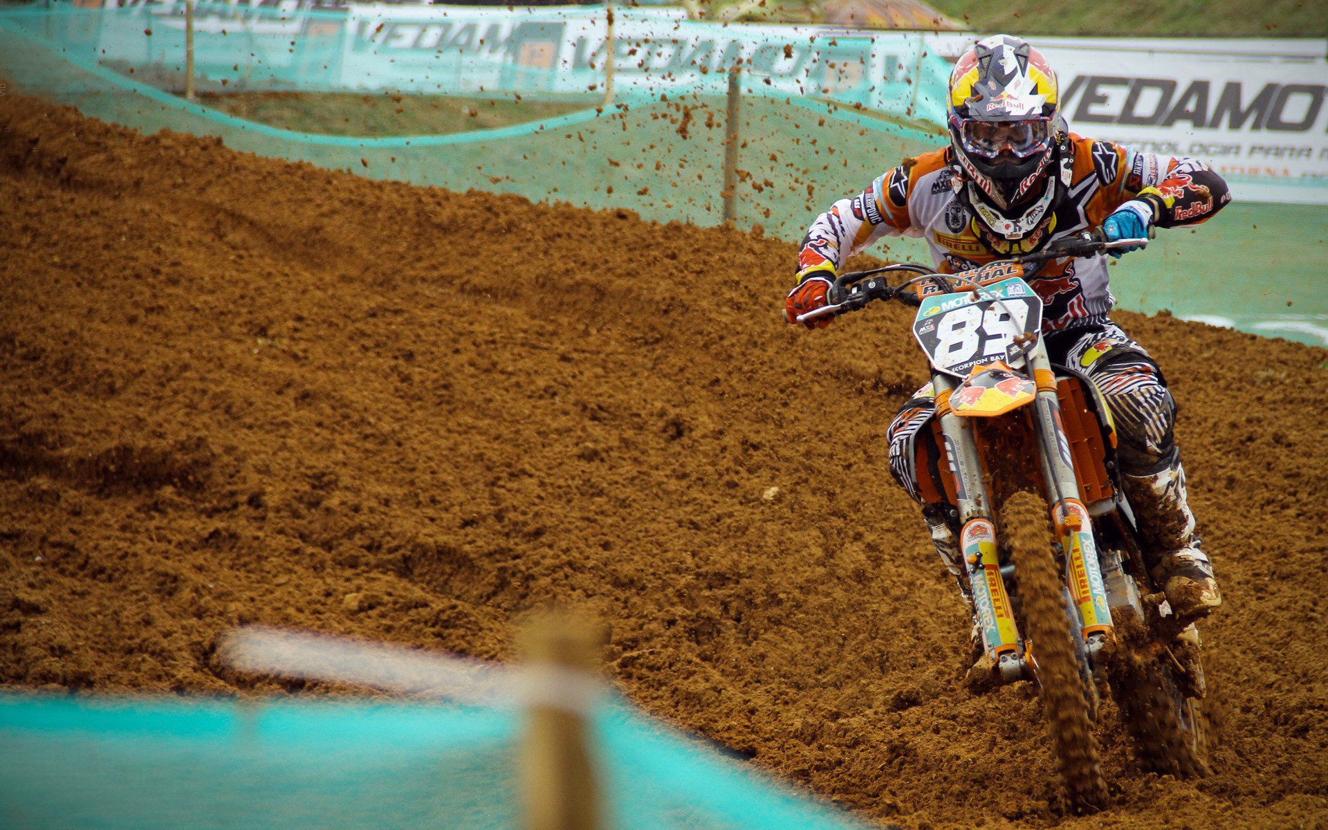 开云体育-唯一之战，梅赛德斯完胜红牛，诺里斯点燃赛场传奇