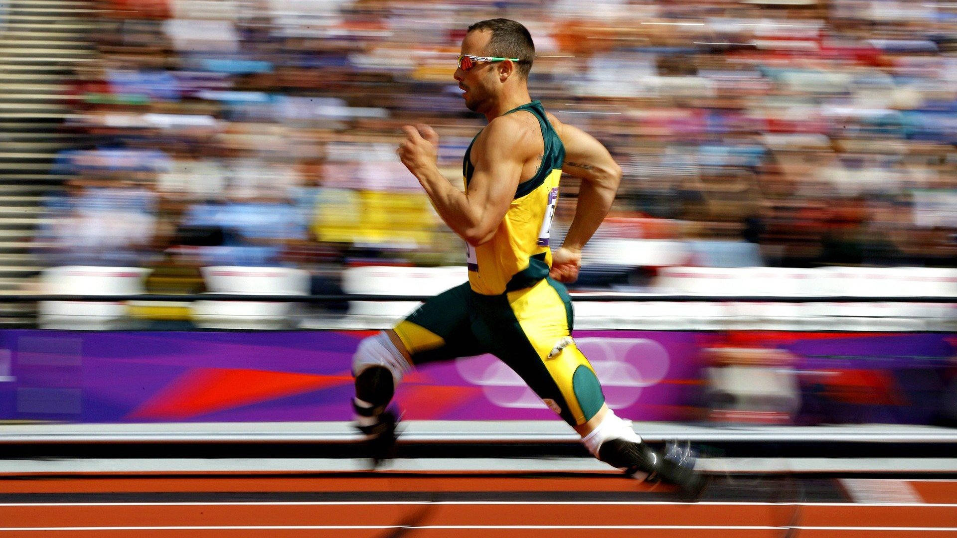 开云体育中国-逆袭之夜,哈斯车队惊人战胜法拉利,皮亚斯特里打破历史纪录